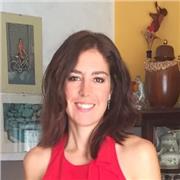 Profesora Licenciada Superior de Violín.Doy clases a niños y a adultos desde nivel elemental a superior